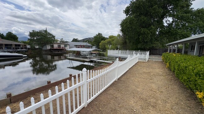 Building Photo - 13277 Anchor Village