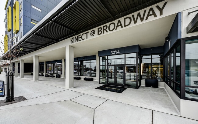 Building Photo - Kinect @ Broadway