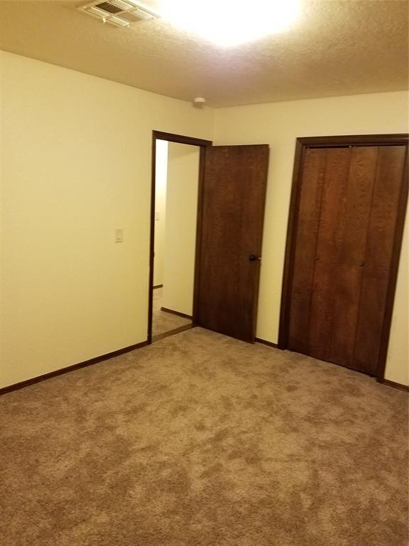 Foto del edificio - 23727 Reece Lake Rd