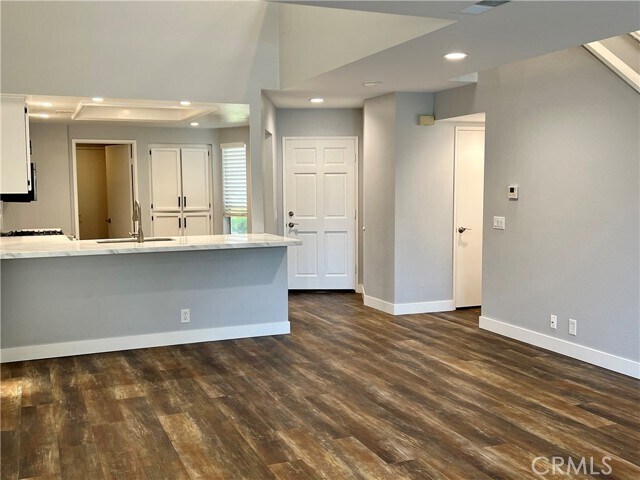 Building Photo - 26425 Verdugo