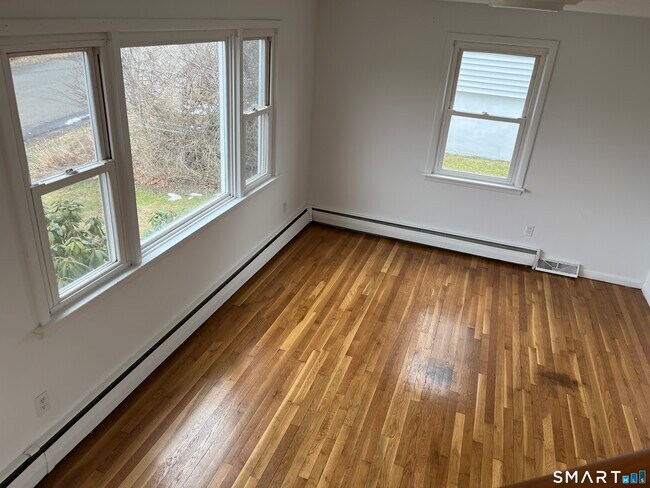 Foto del edificio - 341 Truman St