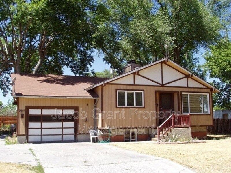 965 1/2 N Blvd Unit 2, Idaho Falls, ID 83402 Condo for Rent in Idaho