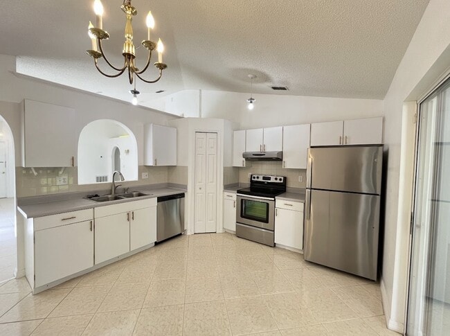 Building Photo - 11483 Kimberly Forest Dr