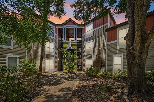 Building Photo - Palm Cove Apartments