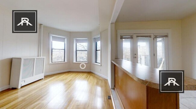 Building Photo - 3 bedroom in Allston MA 02134