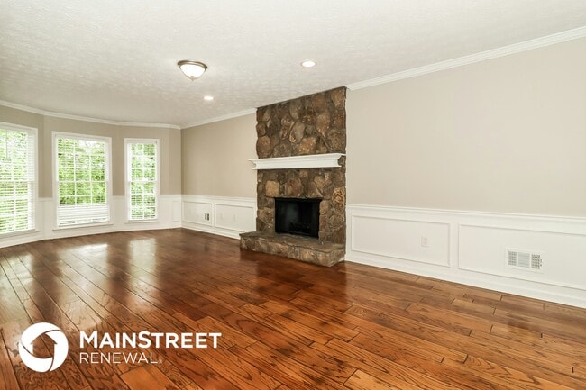 Building Photo - 1557 Isham Dr