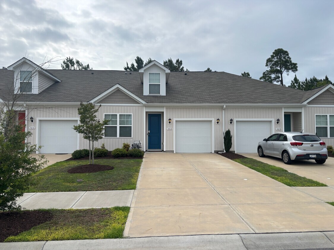 Foto del edificio - 3412 Bells Lk Cir