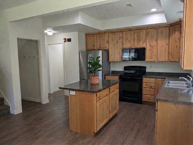 Foto del edificio - 7066 S Thorndale Way