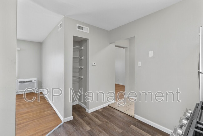 Foto del edificio - 4263 Virginia Ave