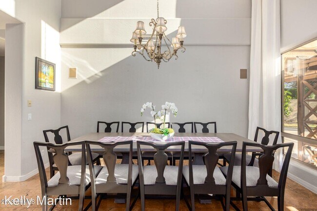 Foto del edificio - 5 br, 4.5 bath House - 4127 E. Pullman Rd