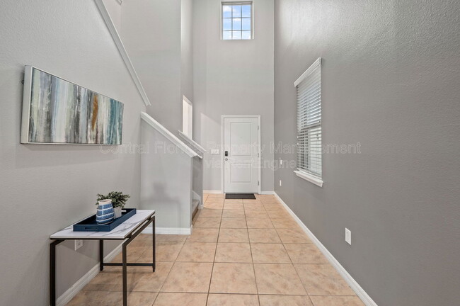 Foto del edificio - 5552 Misty Oak Cir