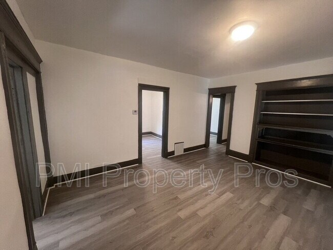 Foto del edificio - 140 E Chambers St