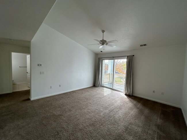 Foto del edificio - 4645 Hahns Peak Dr