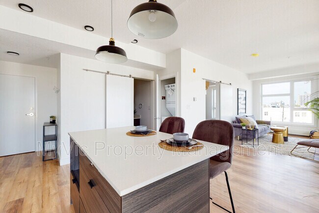 Building Photo - 8015 102st