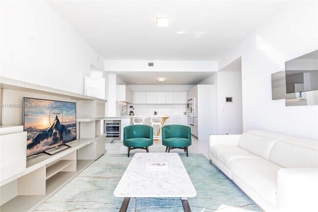 Foto del edificio - 16901 Collins Ave