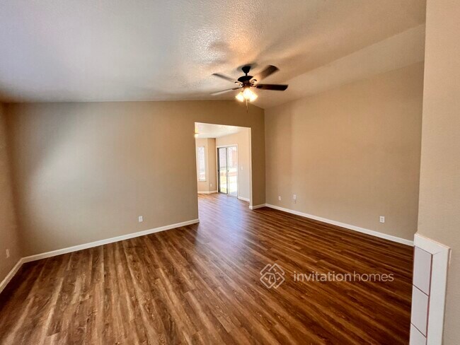 Building Photo - 220 Porter Ct