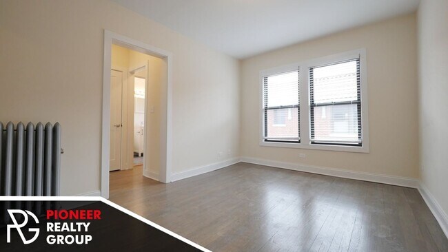 Building Photo - 2641 N Spaulding Ave