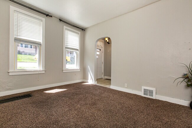 Foto del edificio - 2636 Fulton St