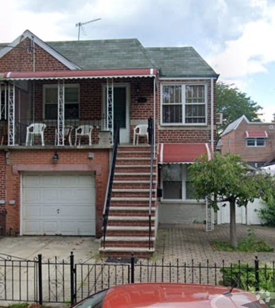 Building Photo - 2534 73rd St