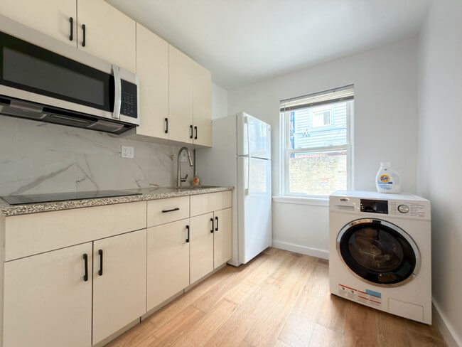 Foto del edificio - 2129 Pine St