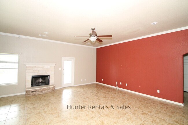 Foto del edificio - 5703 Bald Ridge Ct