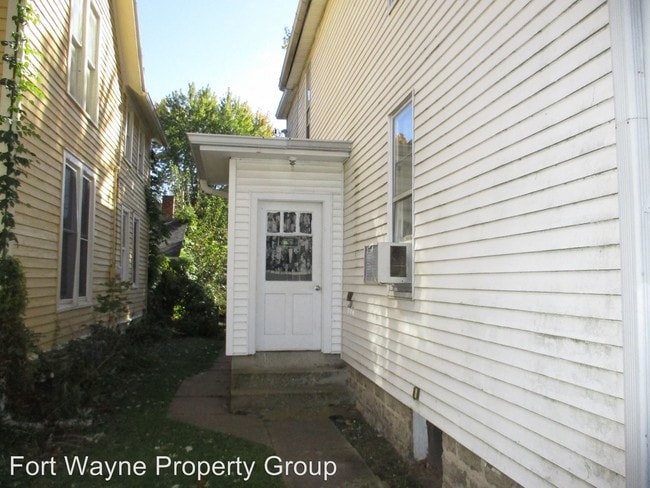 Building Photo - 1034 Rivermet Ave
