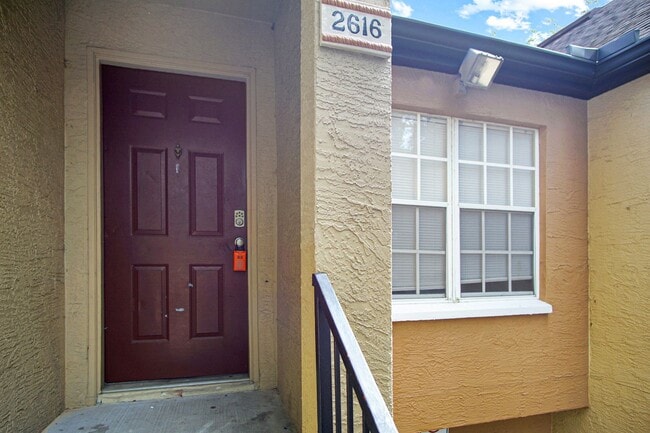 Building Photo - 1 Bedroom Condo in Orlando Now Available!
