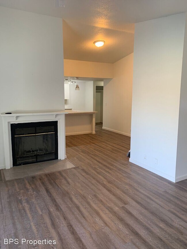Foto del edificio - 3 br, 2 bath House - 1138 Walnut Glen Court