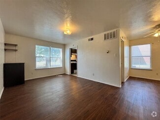 Building Photo - 2526 W Prairie St