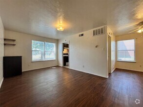 Building Photo - 2526 W Prairie St