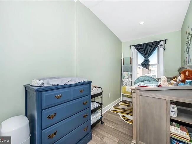 Baby Room / Office - 1448 V St SE