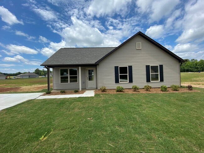 Foto del edificio - Home for rent in Talladega...Available to ...