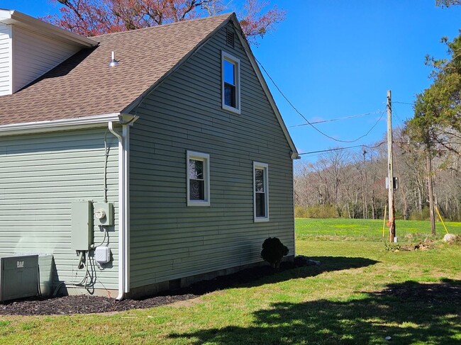 Foto del edificio - 1840 Cedar Hall Rd