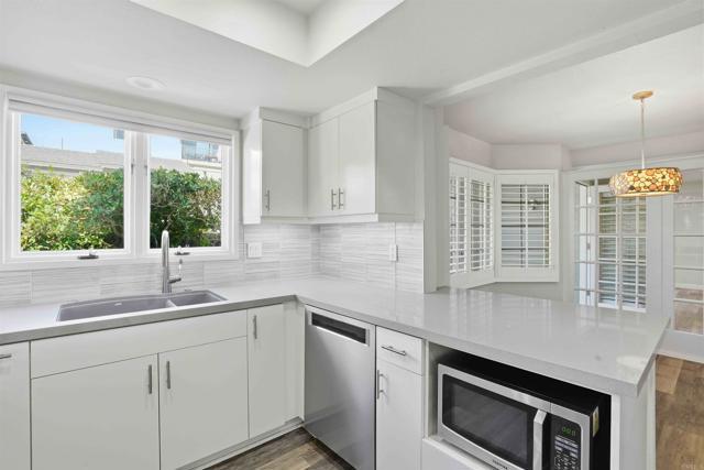 Building Photo - 2168 S Coast Hwy