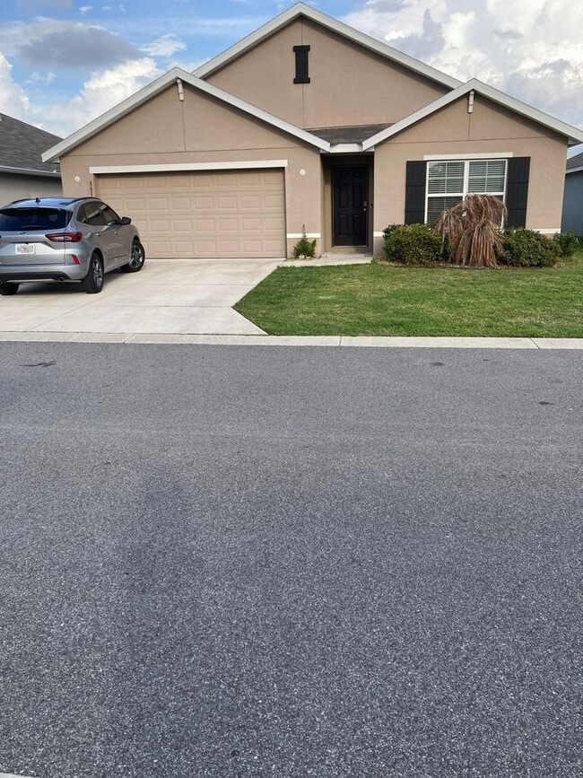 Building Photo - 8626 Triumph Cir
