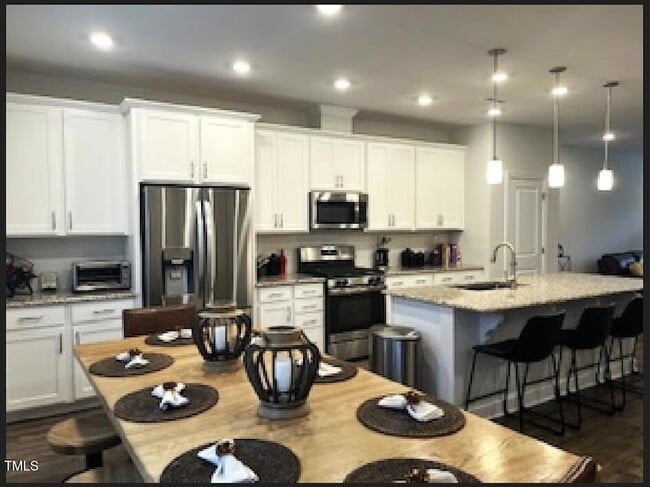 Building Photo - 2887 Macintosh Woods Dr