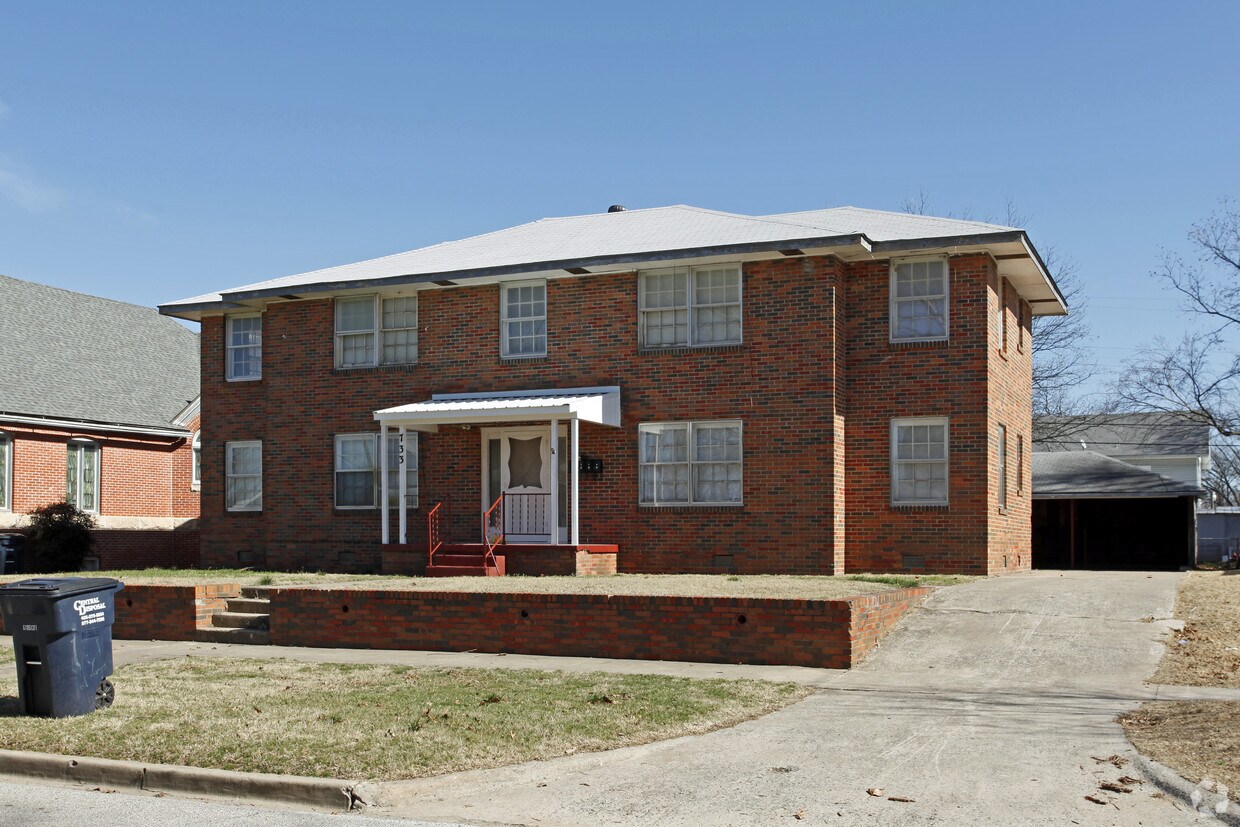 733 N Park Ave, Shawnee, OK 74801 Apartments in Shawnee, OK