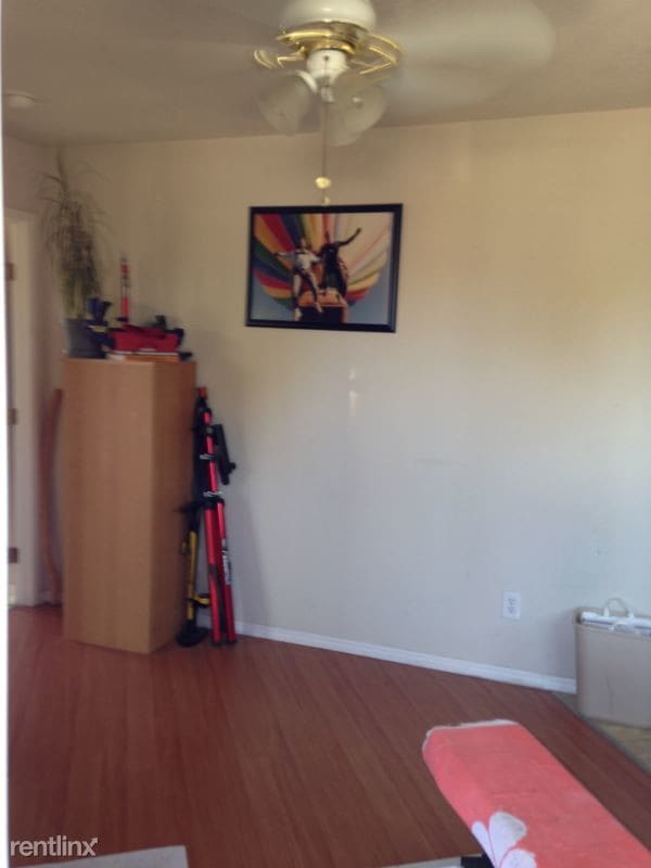 Building Photo - 1 br, 1 bath Apartment - 15570 Gardenia Way