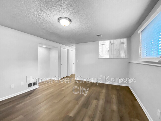 Foto del edificio - 3612 NE 76th Terrace