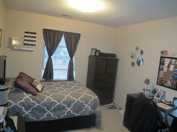 Bedroom - 1105 Ratone St