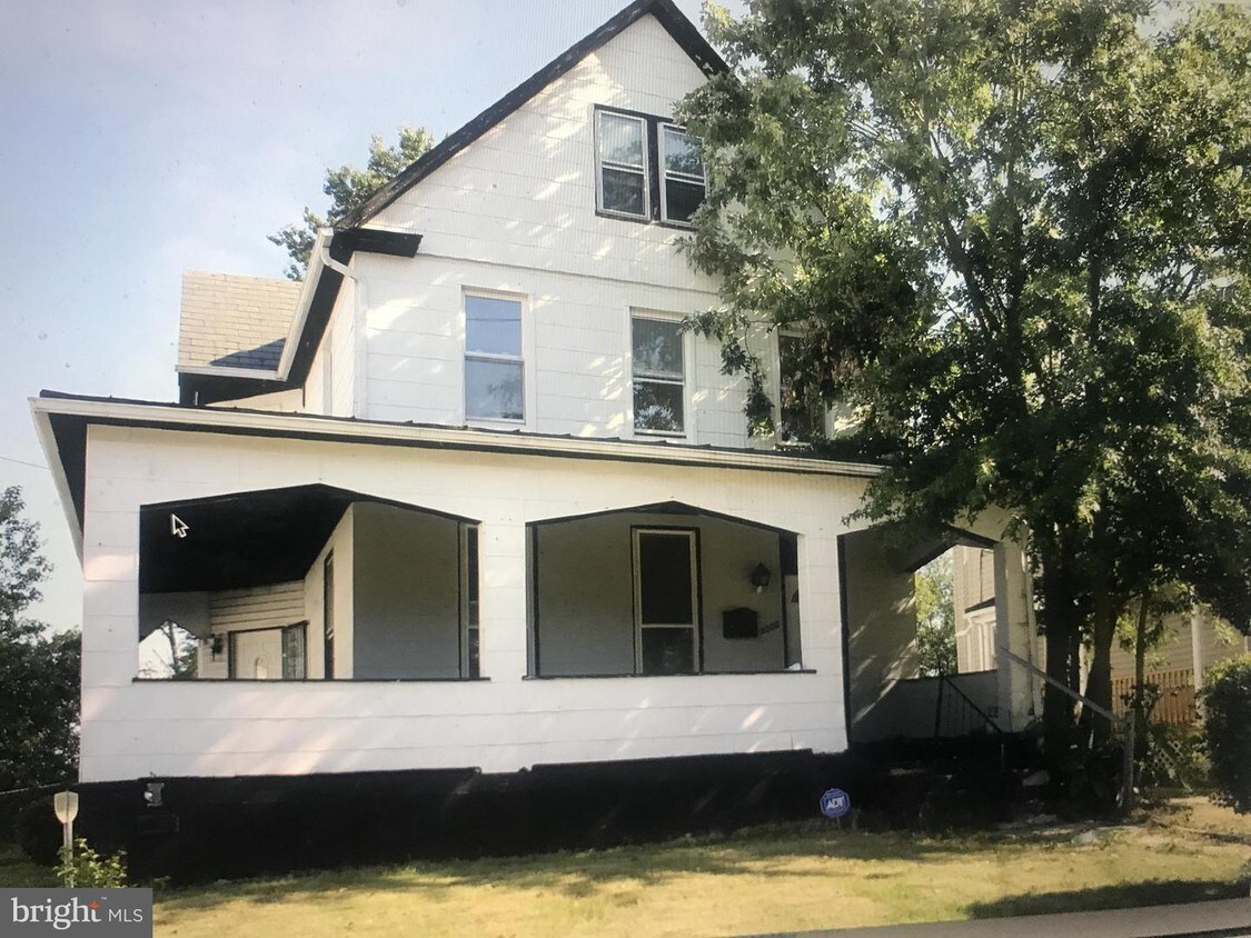 3008 Glenmore Ave, Baltimore, MD 21214 House Rental in Baltimore, MD