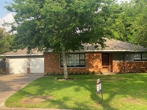 Building Photo - 8327 Lorrie Dr