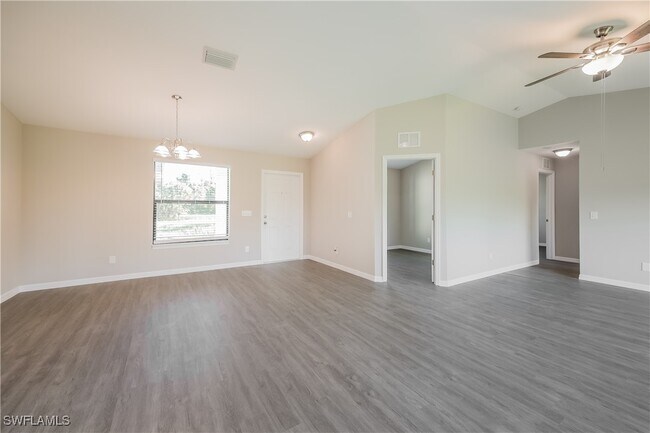 Foto del edificio - 1249 Cordoba St E