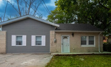 Building Photo - 14810 Perry Ave