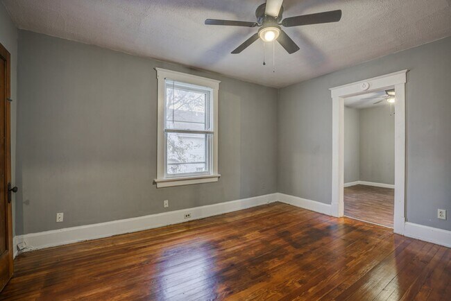 Building Photo - 3409 Boudinot