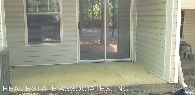 Building Photo - 2 br, 2 bath House - 130 Kingsbury Drive