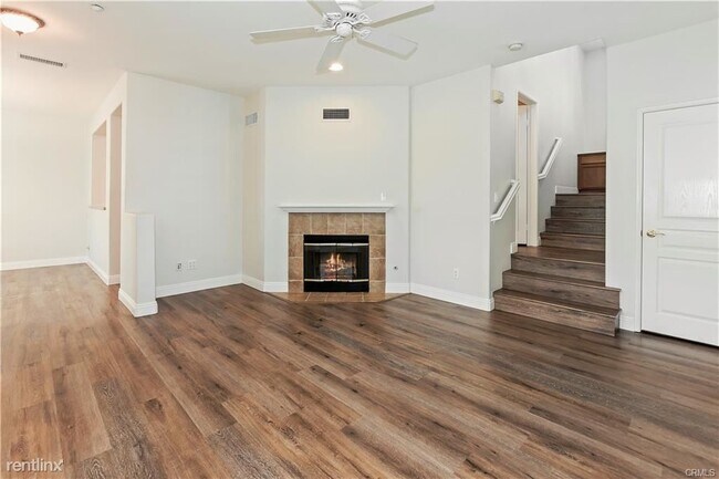 Building Photo - 3 br, 2.5 bath House - 11 Whitworth St