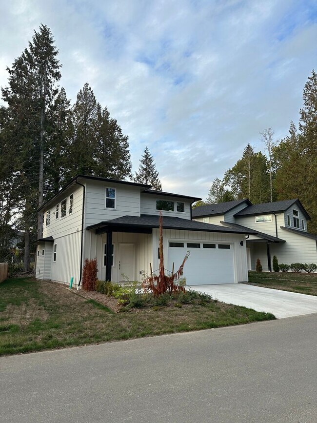 Foto del edificio - 3 Bedroom, 2.5 Bath in Blaine in Newer Nei...