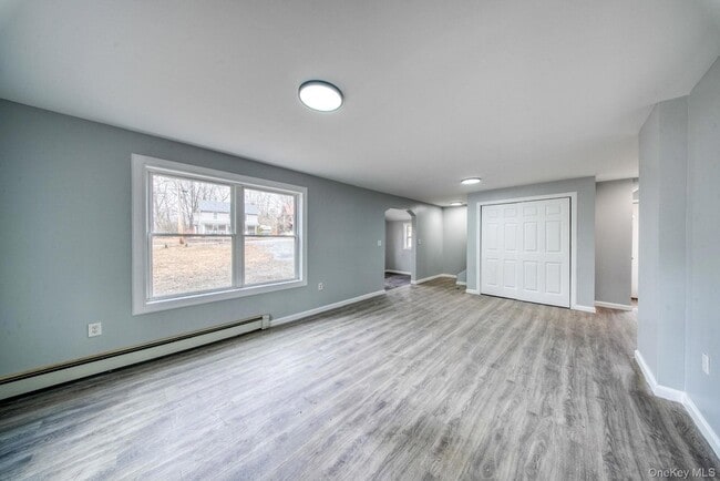 Building Photo - 22 Academy Ave
