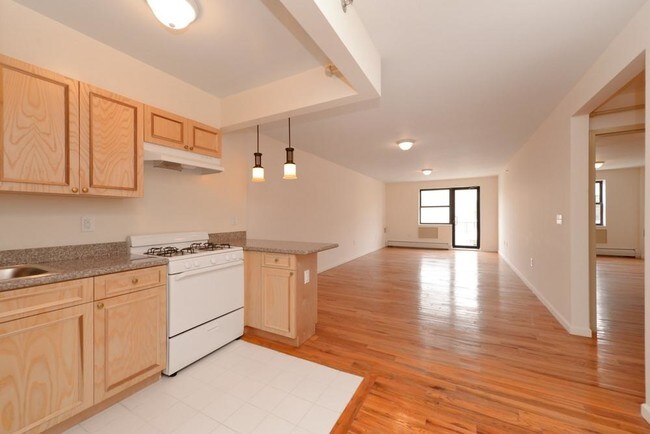 Foto del edificio - 36 Hilton Ave